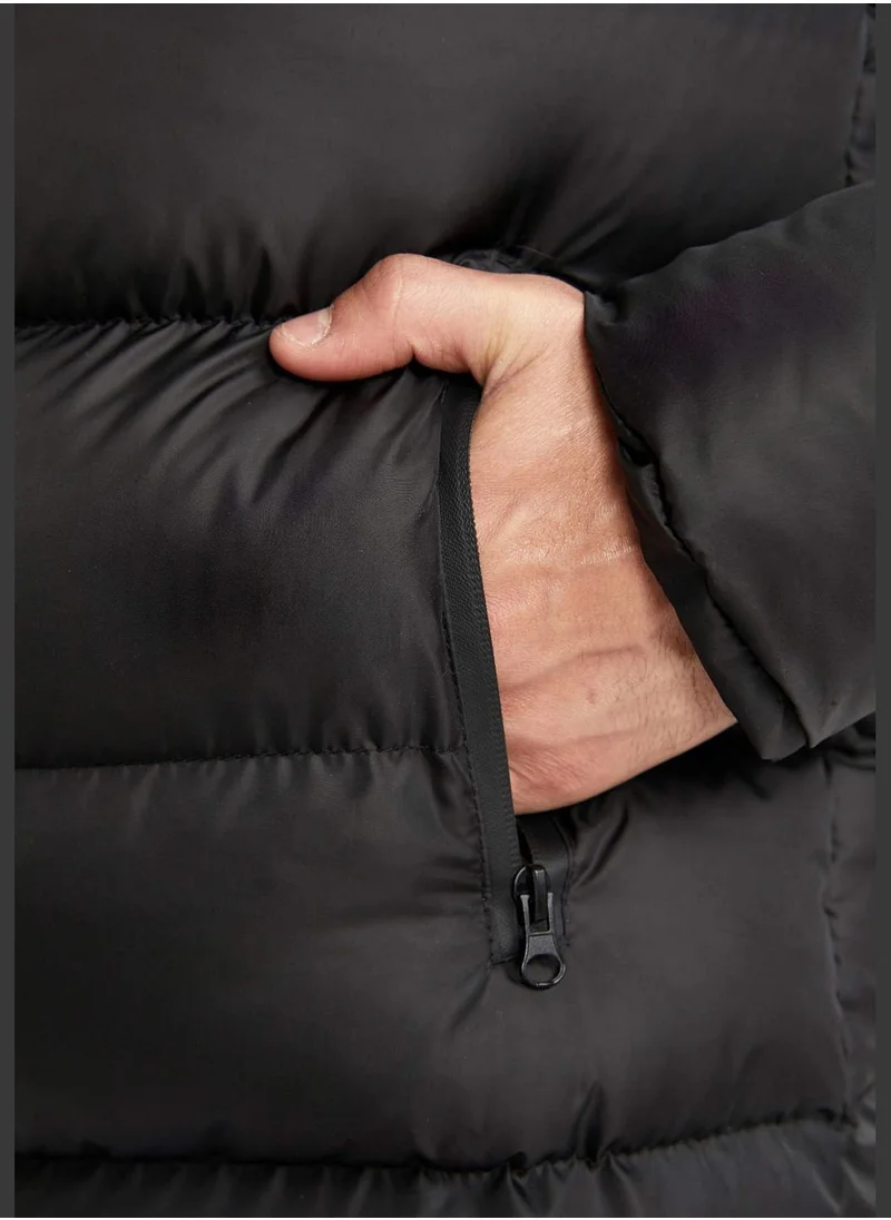 ديفاكتو Man Hooded Long Sleeve Jacket