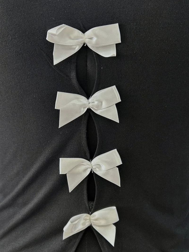 Outzidr  Black Back Multiple Bows Detail Fitted Top  | Best Price UAE