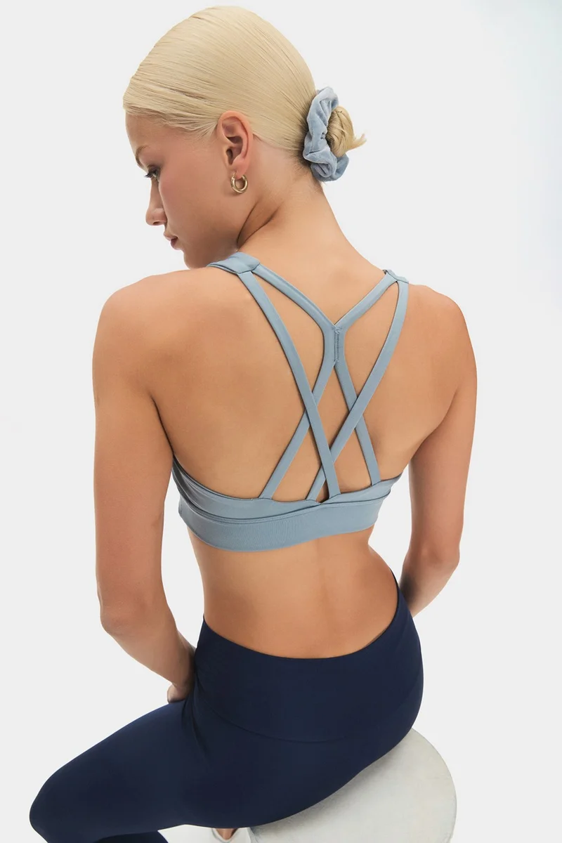 JOYSTAR Women's Halter Neck Blue Gray Supportive Back Detailed Covered Sports Bra