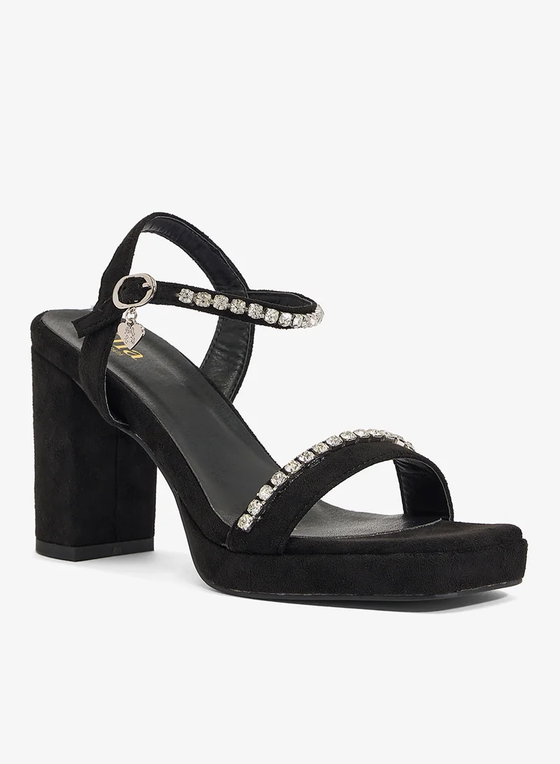 ايلا ليمتد اديشن صندل أسود بكعب منصة وأحزمة كريستال للكاحل والأمام