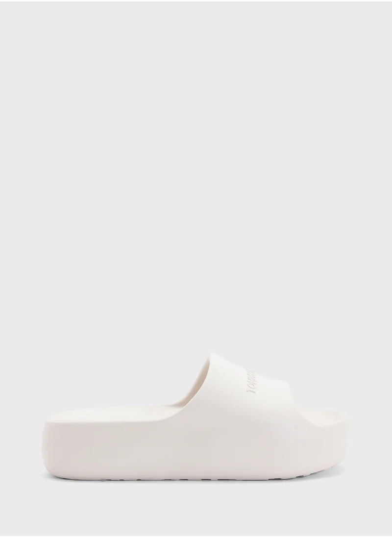 تومي جينز Chunky Pool Slides