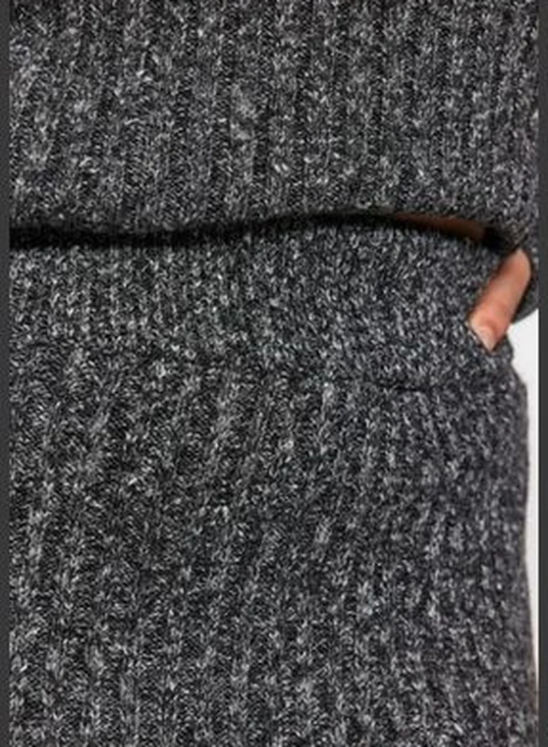 trendyol Anthracite Collar Detailed with a Slit Knitwear Top and Bottom Set TBBAW24CP00006