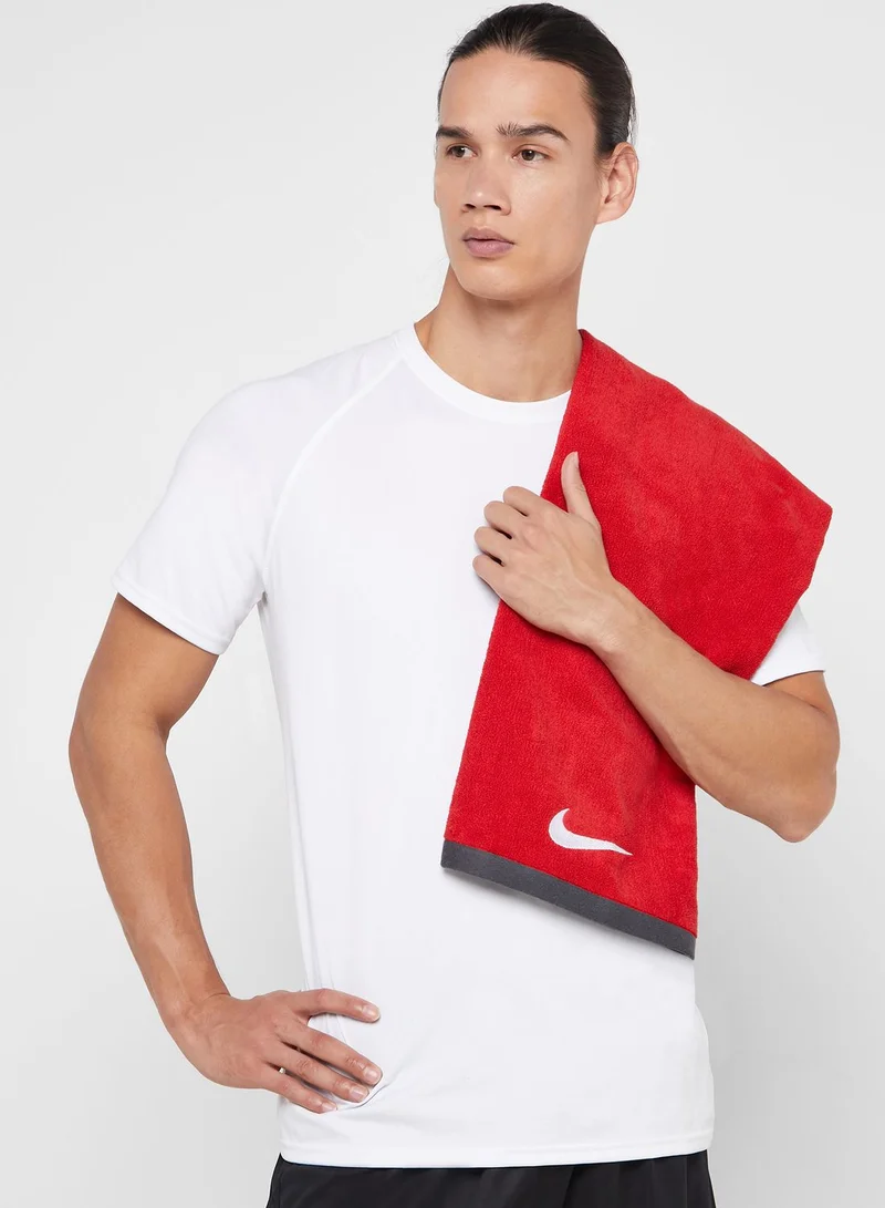 Nike Fundamental Towel