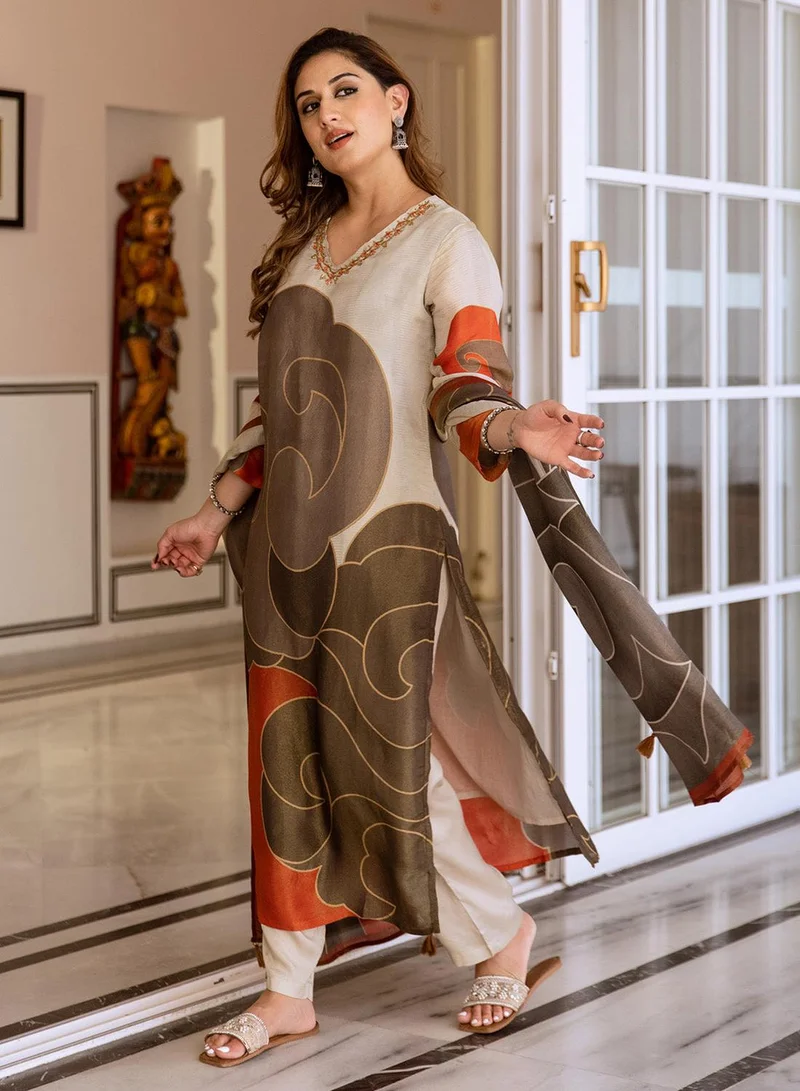ISHIN  Women Floral Printed Regular Thread Work Kurta With Trousers & With Dupatta for Women | Best Price UAE