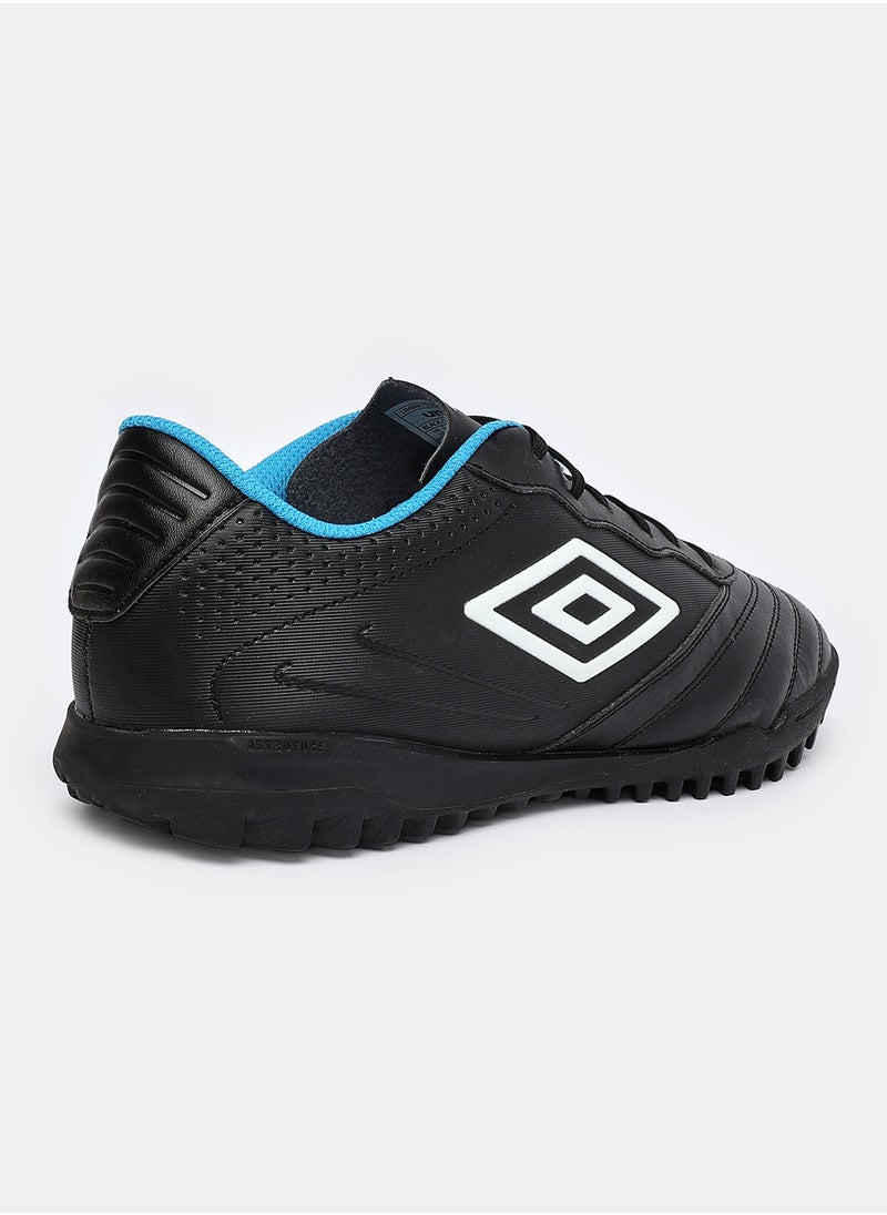 umbro - Tocco III Club FG Football Shoes For Men - Image 1
