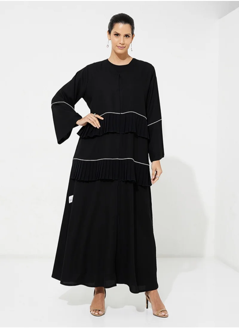 Rosette Abaya Abaya with Bleted Details wide sleeves
