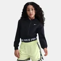 نايكي أسود