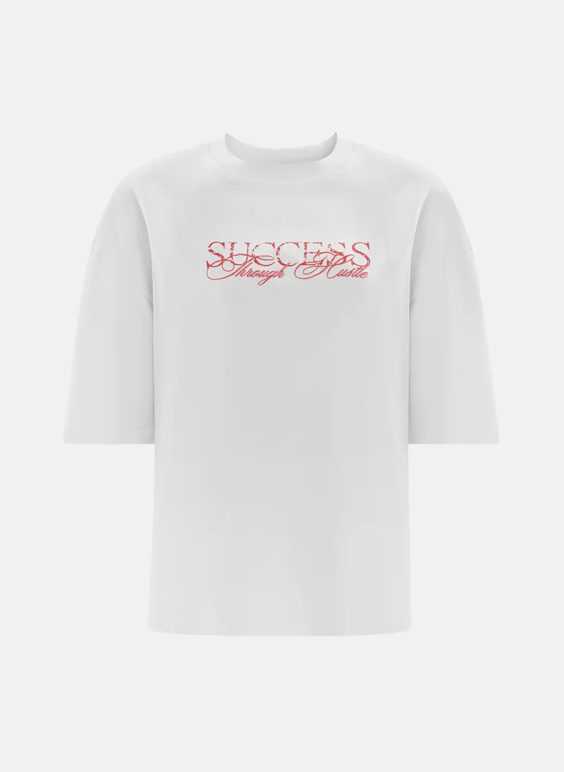 ليتشي تي شيرت كبير الحجم مع حروف