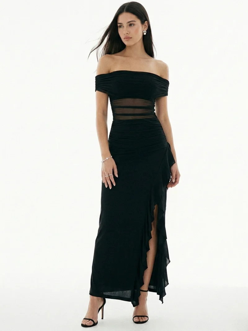 أوجيدر Black Off-Shoulder Ruffle Maxi Dress