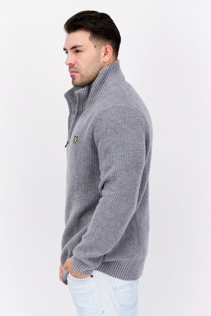 Lyle & Scott سويت شيرت رجالي ذو ياقة مدببة بأكمام طويلة، رمادي - Image 4