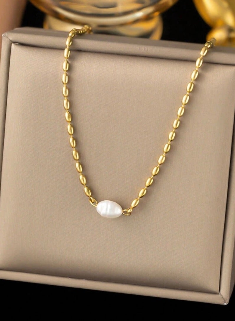 Equal Elegant Stainless Steel Gold Plated Jewellery Set For Women - Image 5