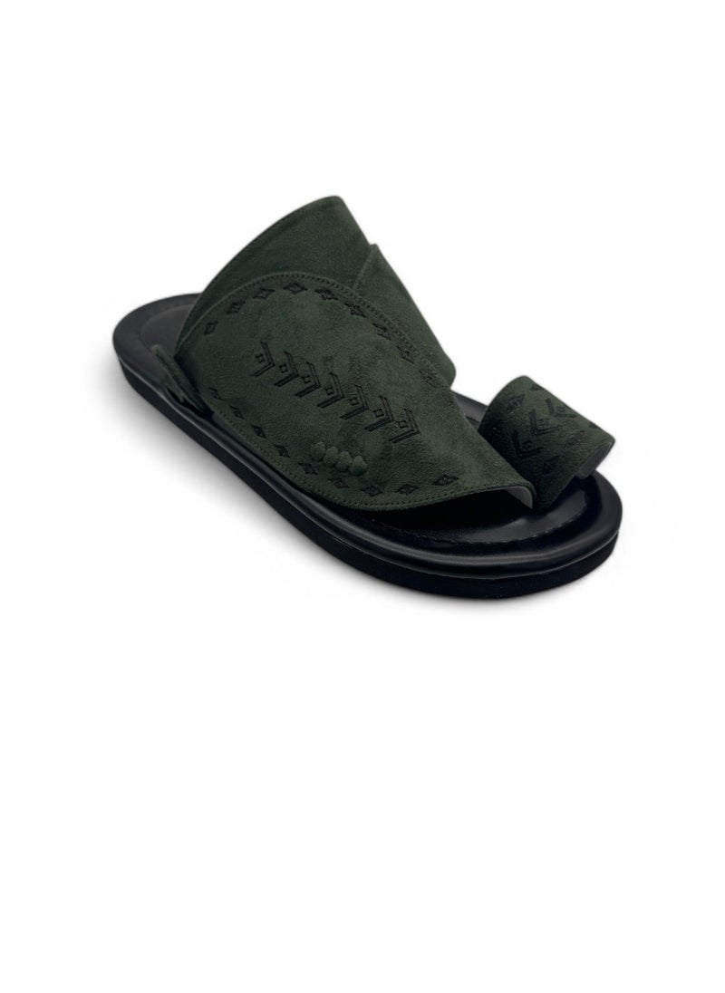 AL Fanoos Classic Arabic Slippers  - Image 1