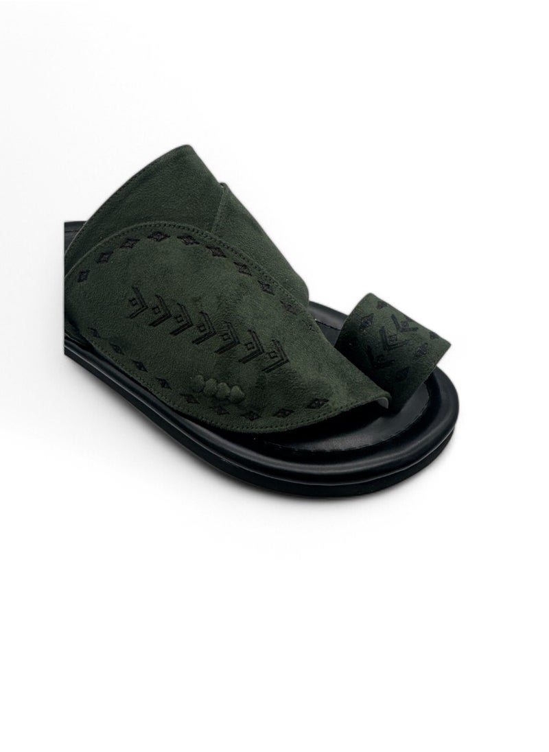 AL Fanoos Classic Arabic Slippers  - Image 3