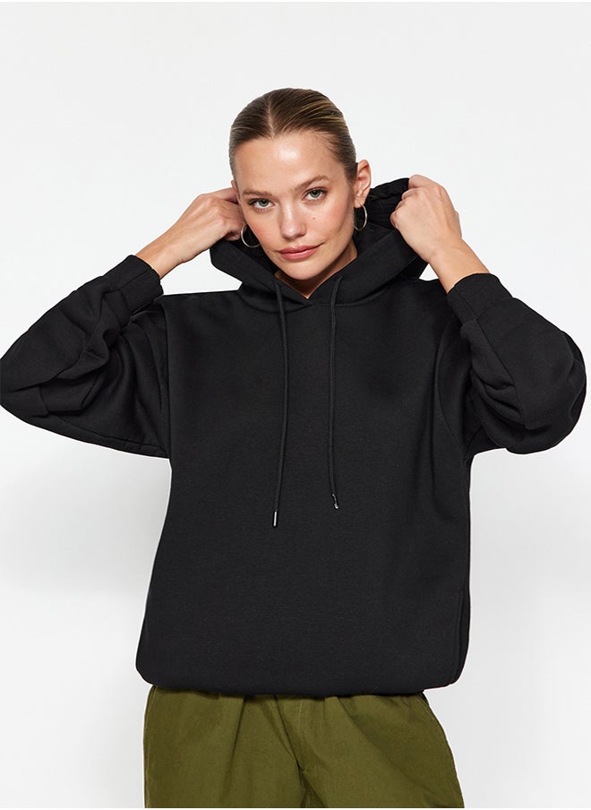 trendyol Black Thick Fleece Inside, Pocket Detailed Hooded Regular/Regular Knitted Sweatshirt TWOAW24SW00075.  - Image 3
