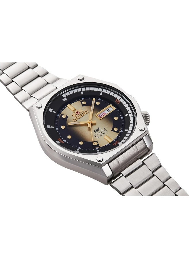 ORIENT Men Kamasu Automatic Men's Watch RA-AA0B01G19B – Green Dial, Stainless Steel Bracelet, 200m Water Resistance, Sapphire Crystal - Image 3