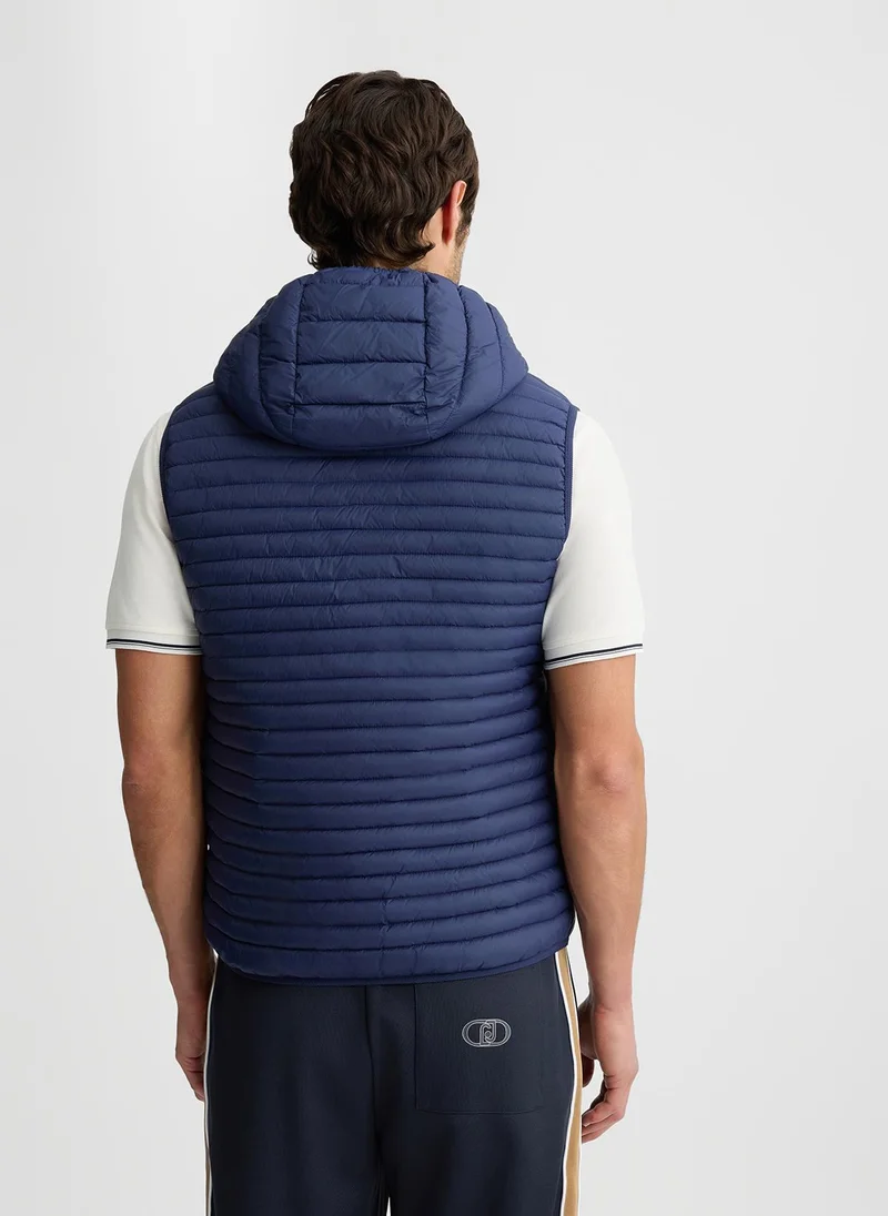 ليو جو Vest with Detachable Hood