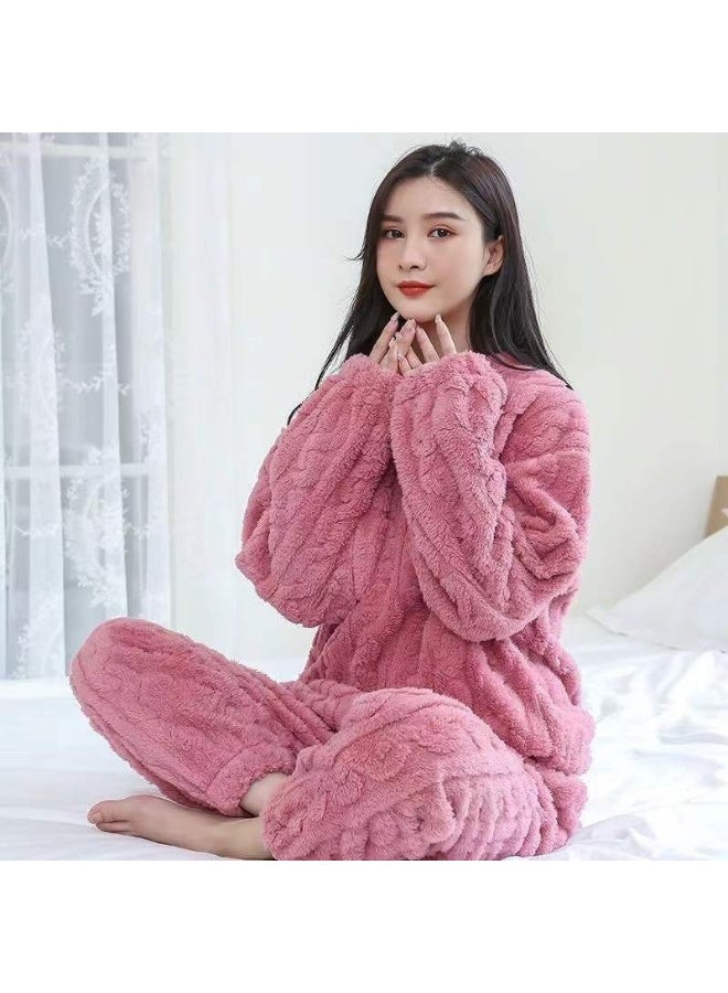 Soft Coral Fleece Women's Pajamas Set - Thickened Flannel Long Cardigan for Fall/Winter, Loose Fit and Stylish Design