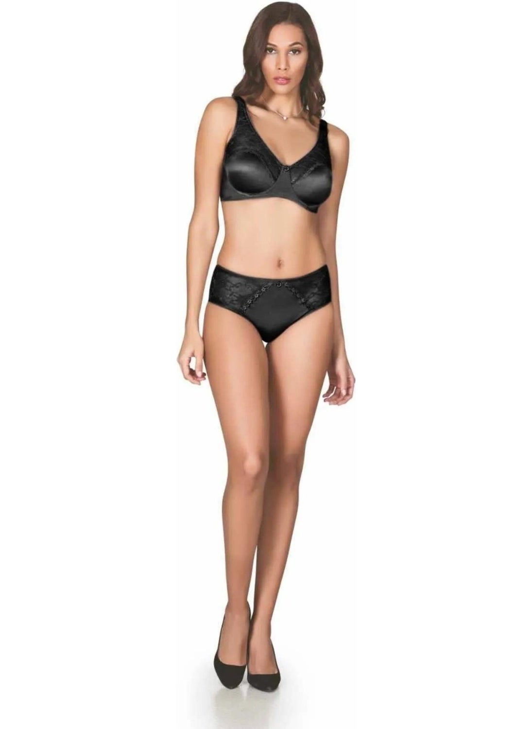 Le Jardin - Women's Non-Supported Lace Detailed Minimizing Bra and Panties Set 5035 - 1 Piece - Image 1