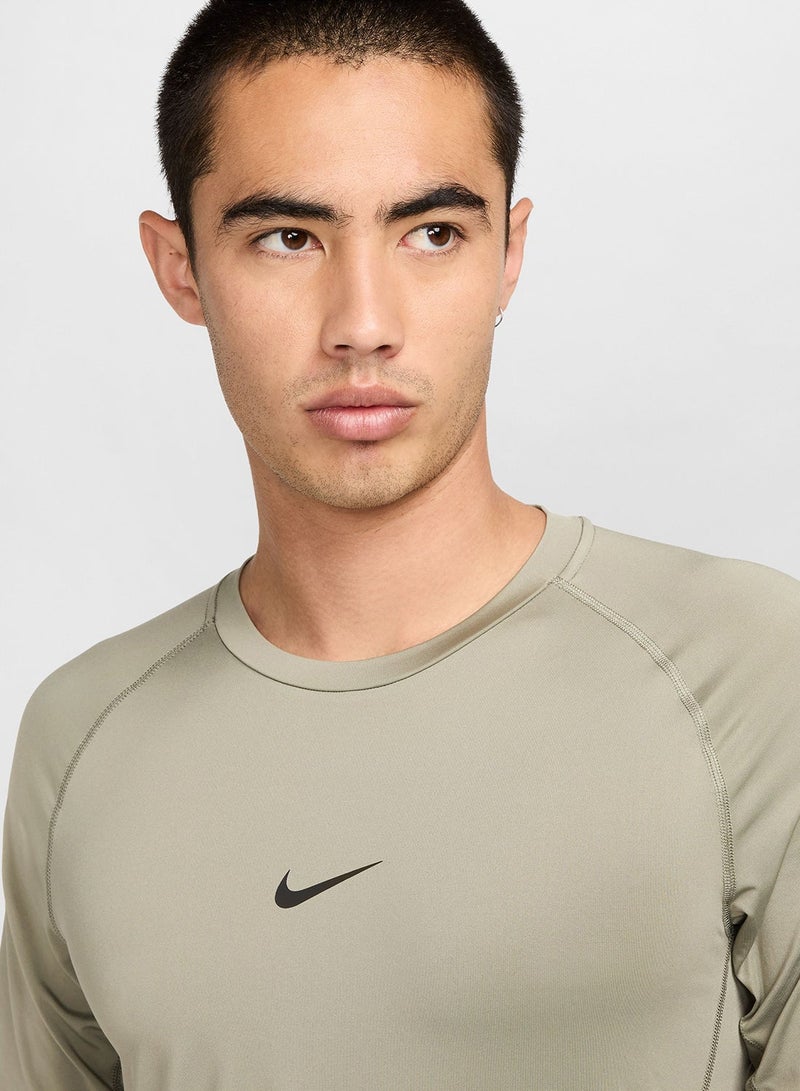 Nike Np Dryfit Slim Top T-Shirts - Image 1