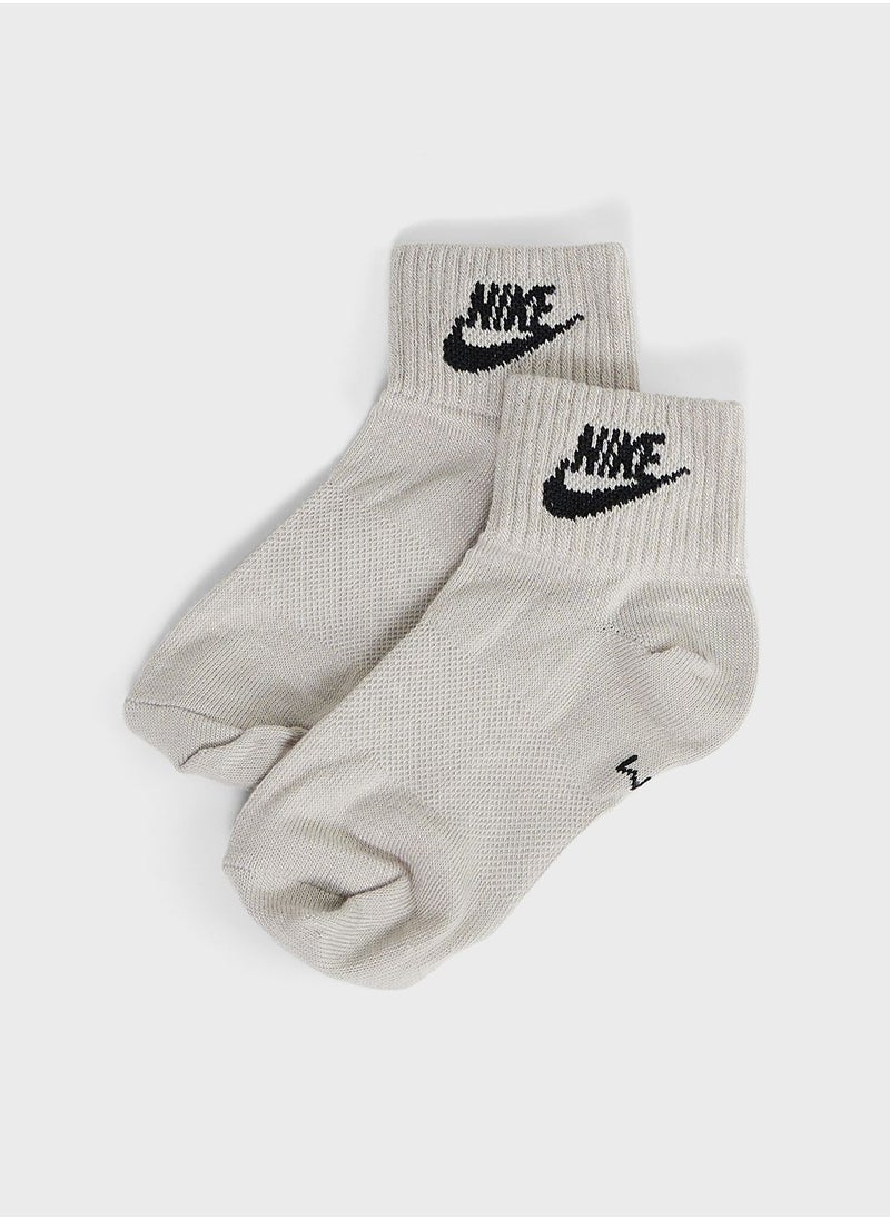 Nike - 3 Pack Nsw Everyday Essential Ankle Socks - Image 1