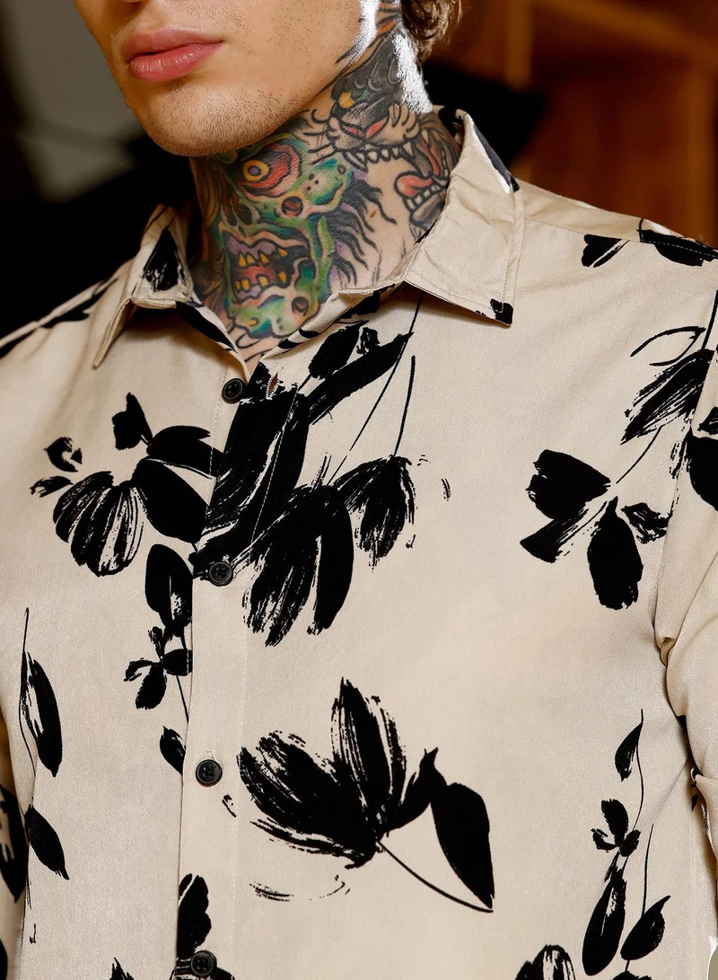 Campus Sutra Campus Sutra Men Flora-Stroke Imprint Shirt | Spread Collar Long Cuffed Sleeves | Button Closure Curved Hem | Floral-Print Plain | Woven Fabric For Casual & Daily Wear | Ecru Beige & Midnight Black