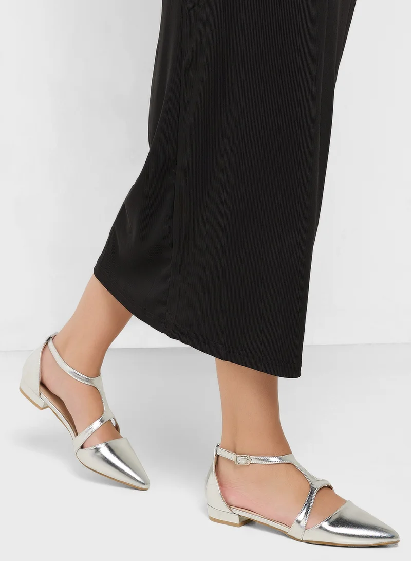 Ginger Pointed Flat With Ankle Strap