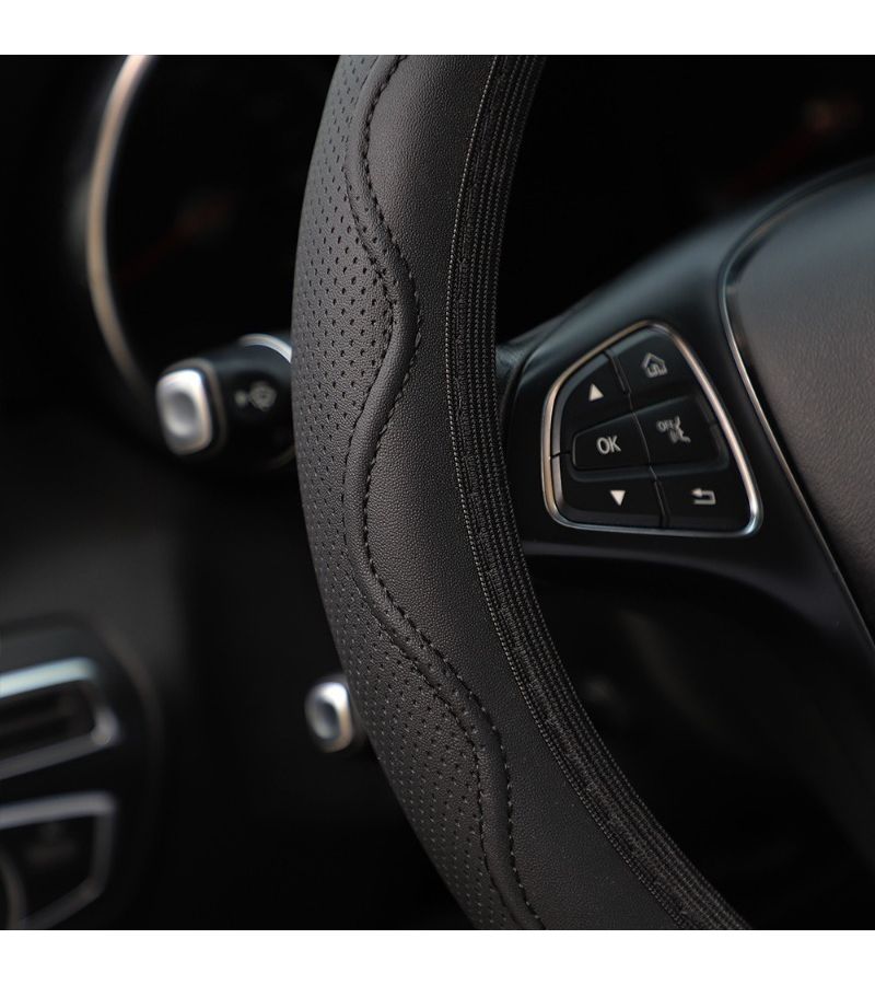 Universal Breathable Faux Leather Steering Wheel Cover In Black For Car SUV Truck Van Non Slip Grip Sweat Resistant Durable Easy To Install Comfort All Seasons Protection For Driving Scenarios - Image 3