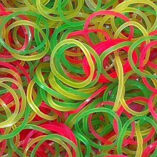 DARAHS Assorted Size and Multicolor Color Rubber Bands (1 Inch) Set of 500 Band - Image 1