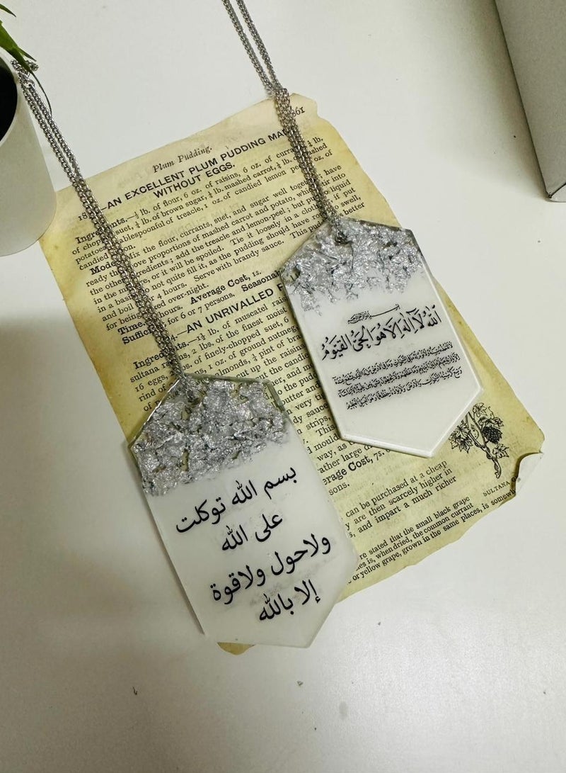 A two-sided car decoration pendant with an elegant design, embroidered with silver leaf from luxurious resin - Image 3