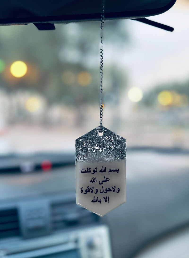 A two-sided car decoration pendant with an elegant design, embroidered with silver leaf from luxurious resin - Image 4