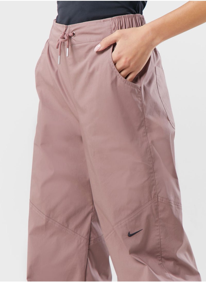 Nike - Nsw Essential Woven High Rise Open Hem Pants - Image 1