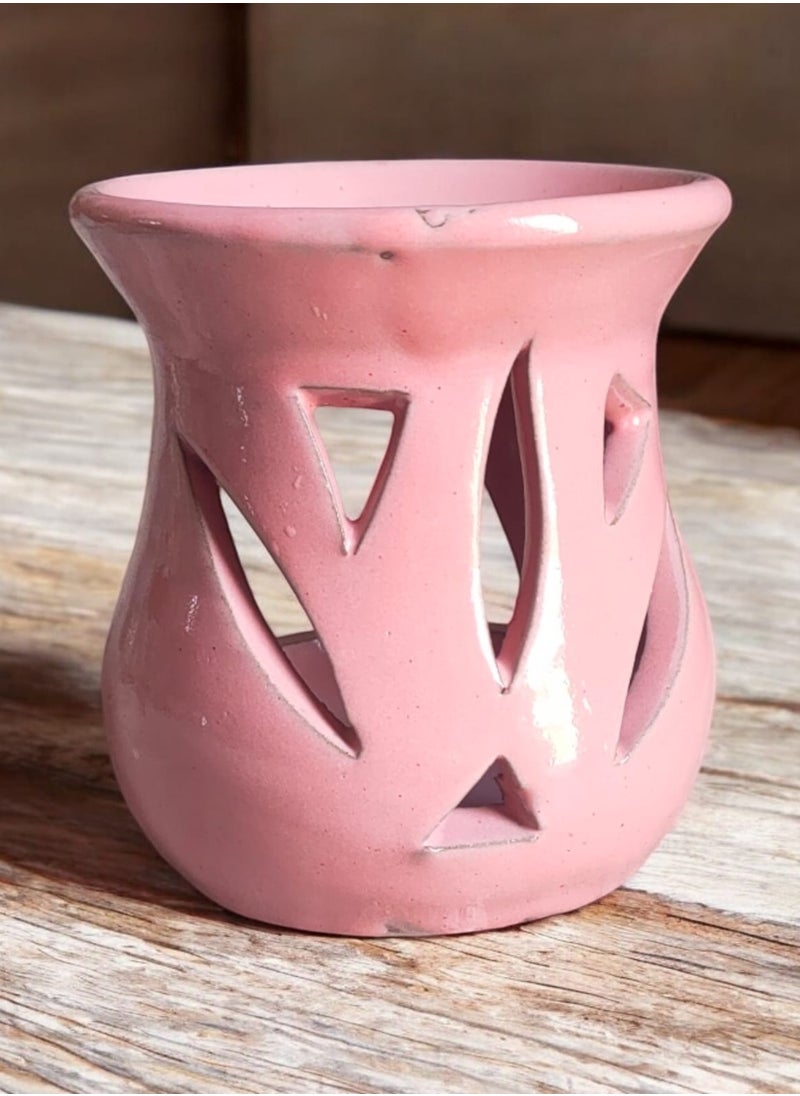 A perfume diffuser made of pottery and porcelain, hand-crafted and painted, size 10 cm
