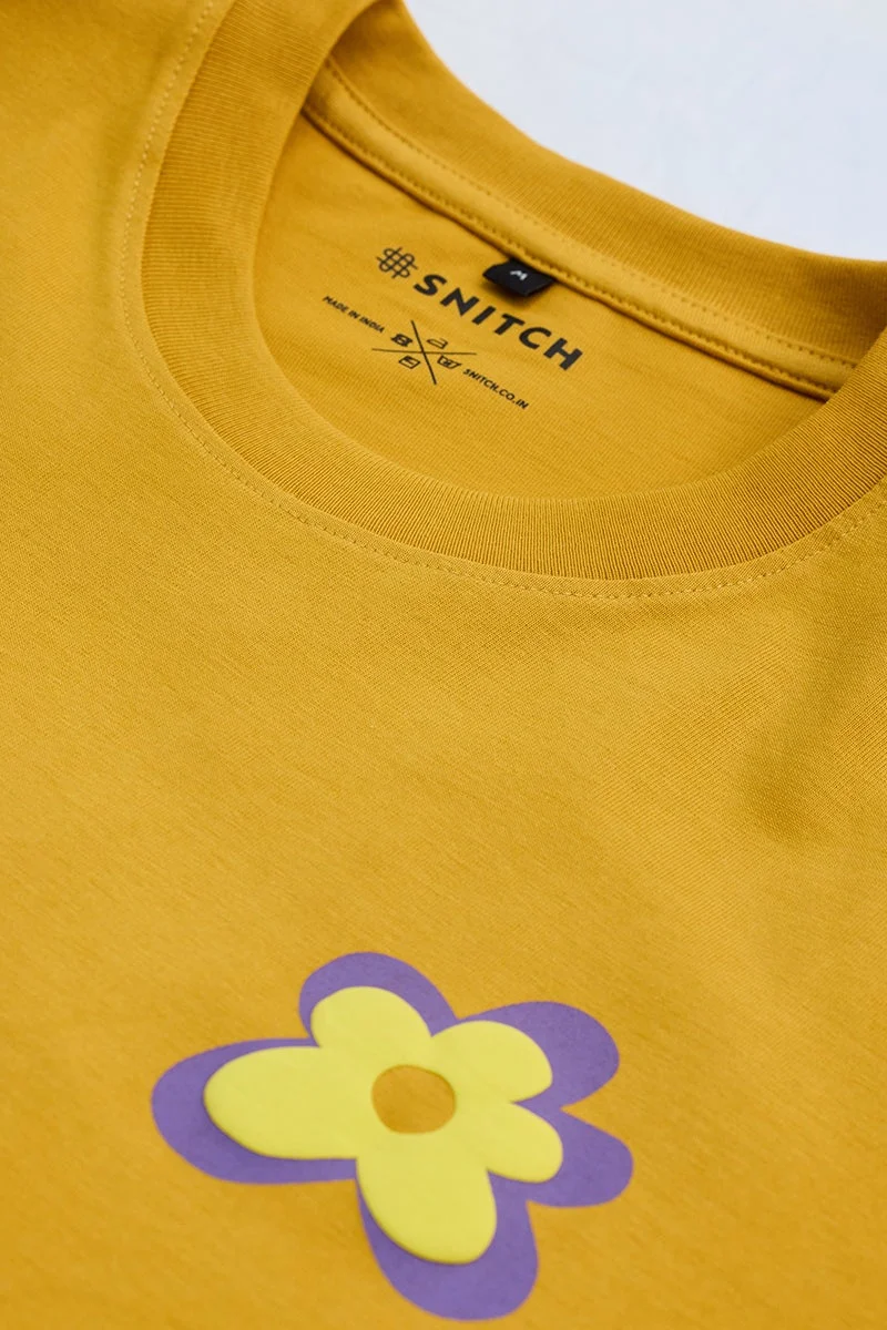 سنيتش Mustard Yellow Graphic Half Sleeve Slim Fit T-Shirt
