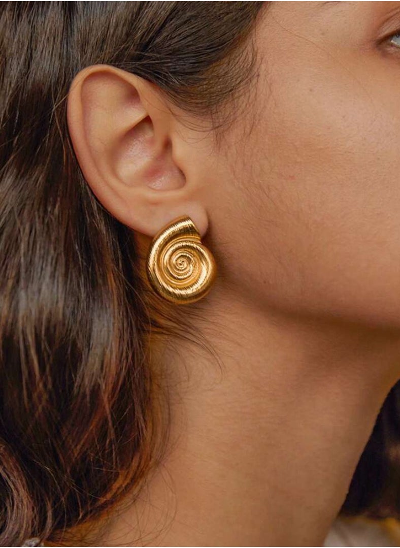 NEW STYLE - Elegant Gold Plated Hoop Earrings For Women - Image 1