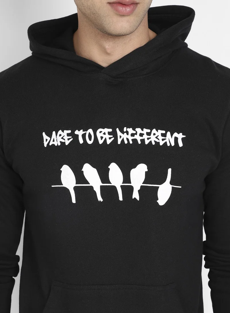 كامبوس سوترا هودي رجالي باللون الأسود Dare To Be Different مع جيب الكنغر