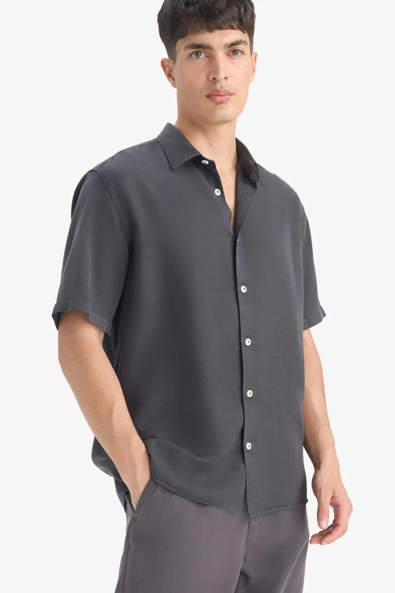 ديفاكتو Regular Fit Tencel Short Sleeve Shirt
