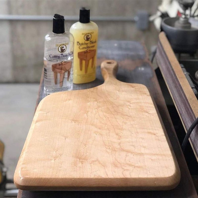 Howard Butcher Block Conditioner and Cutting Board Oil 12 oz, Food Grade Conditioner and Oil, Great for Heave Use Cutting Boards and Utensils, Re hydrate your Cutting Blocks - Image 4