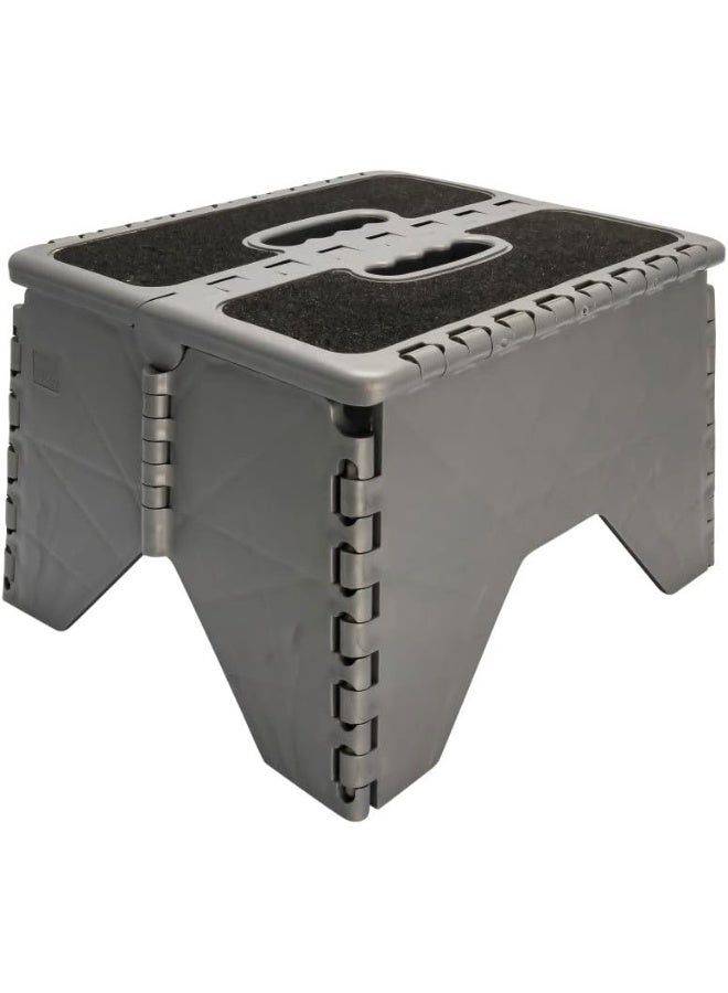 Camco Camco 43635 Plastic Folding Step Stool with Non-Skid - Silver - Image 1