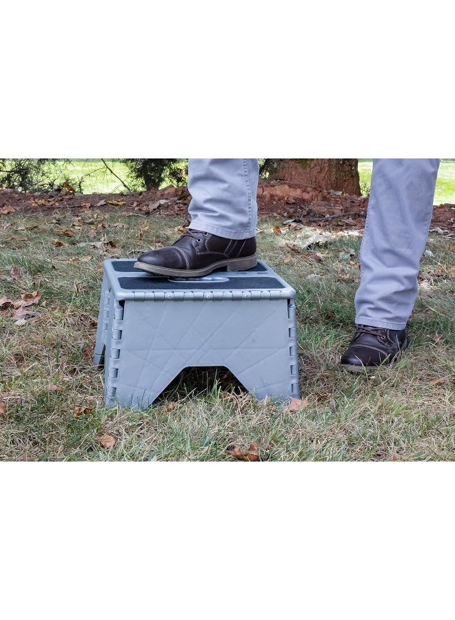 Camco Camco 43635 Plastic Folding Step Stool with Non-Skid - Silver - Image 2