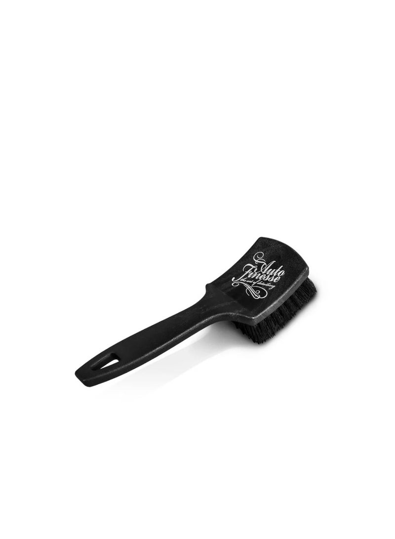 أوتو فينيس فرشاة تنظيف المطاط أوتو فينيس - فرشاة تنظيف الإطارات والمطاط الفاخرة | شعيرات متينة لتنظيف الإطارات والأجزاء المطاطية وسجاد الأرضيات بعمق | أداة تنظيف احترافية - Image 1