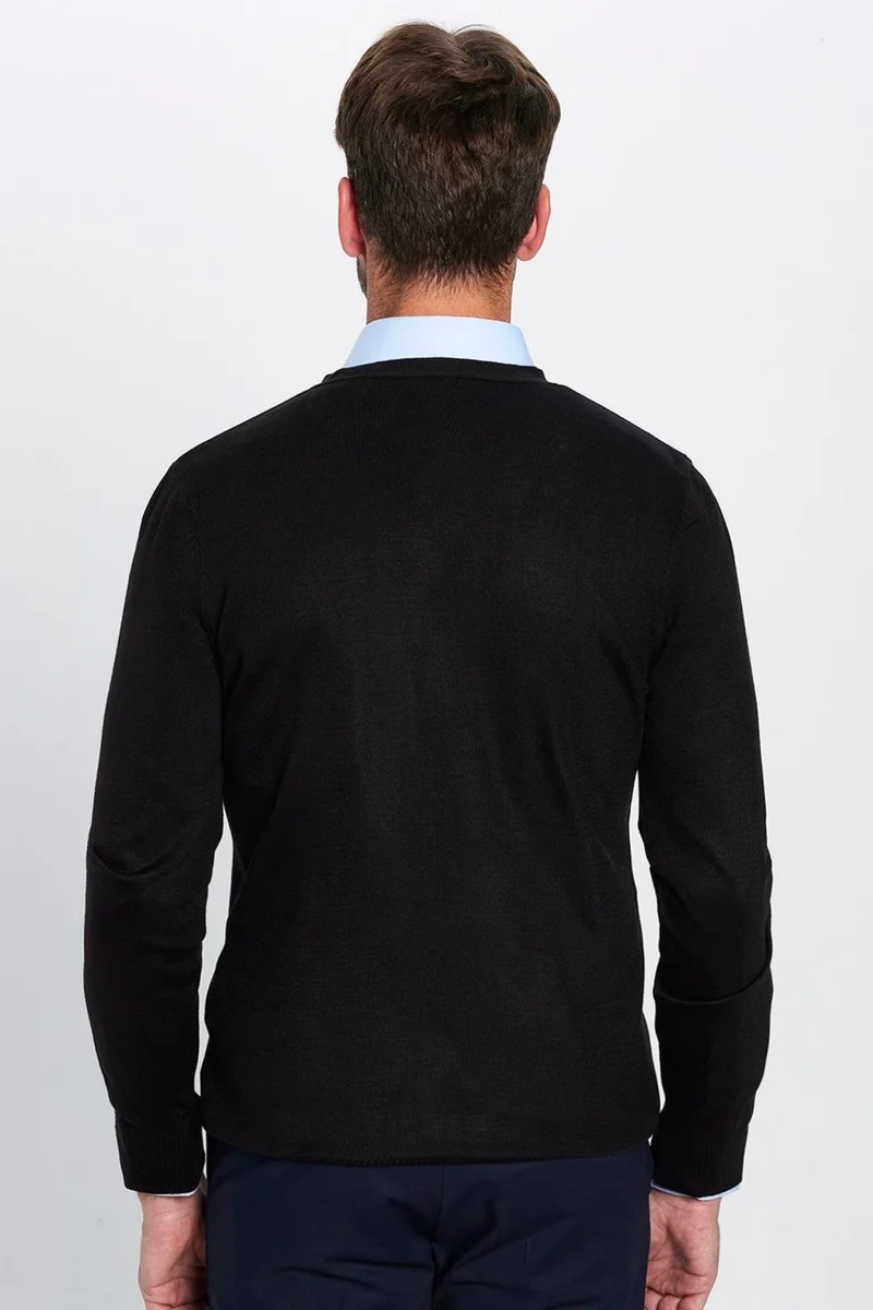 Tudors Slim Fit Buttoned Plain Non-Pilling Soft Textured Men's Cardigan