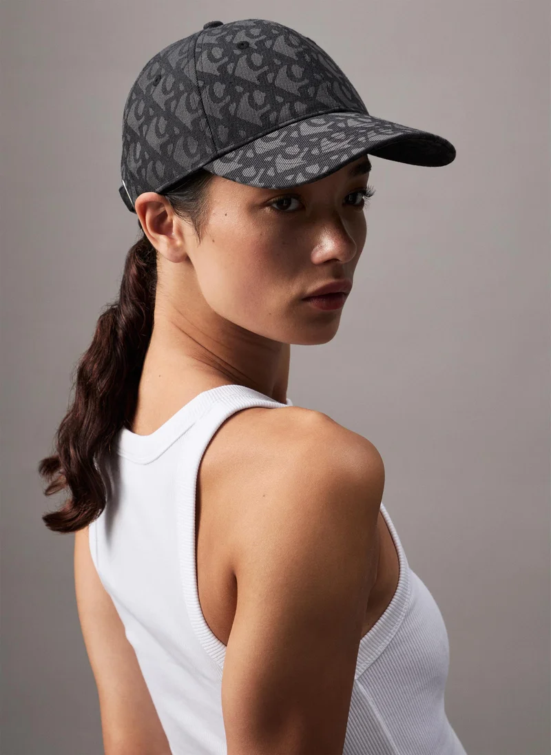 كالفن كلاين جينز Logo Baseball Curved Peak Cap