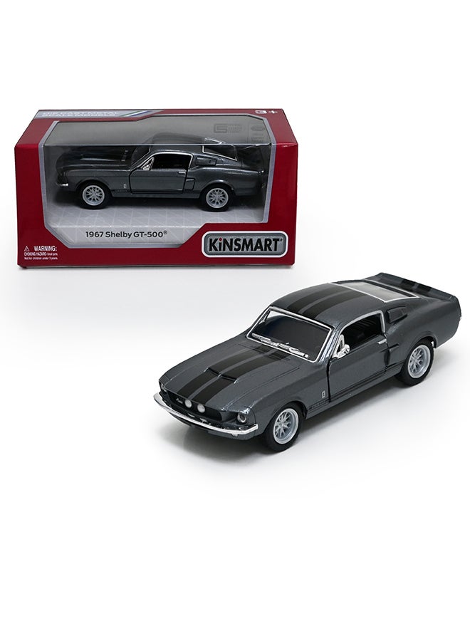 Kinsmart سيارة نموذجية مصنوعة من المعدن Kinsmart 1:38 1967 Shelby GT500 – سيارة لعبة قابلة للسحب للأطفال وجامعي التحف - Image 1