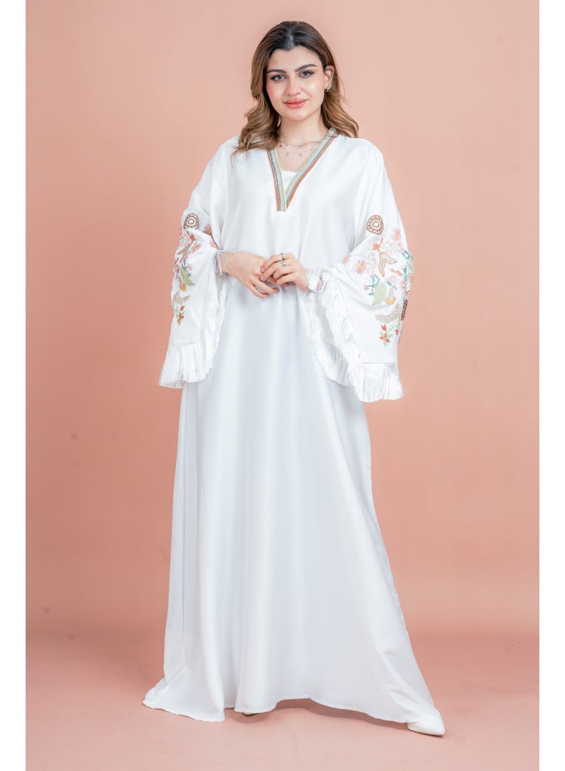 اكسا جلابية مطرزة بأكمام بتفاصيل لامعة أبيض - Image 1