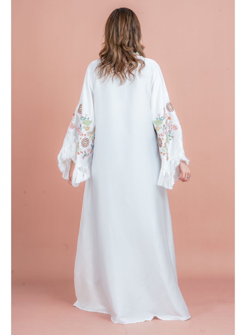 اكسا جلابية مطرزة بأكمام بتفاصيل لامعة أبيض - Image 4