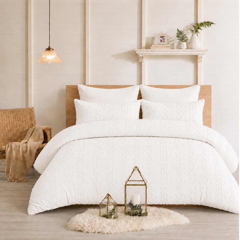 HOMETOPIA Luxury King Size 6-Piece Comforter Set 264×229 cm – Embossed Fabric, Ultra Soft & Breathable Fabric, Comfortable, All-Season Use, Premium Quality, Ideal for AC Rooms & Home Use in Saudi Arabia. - Image 1