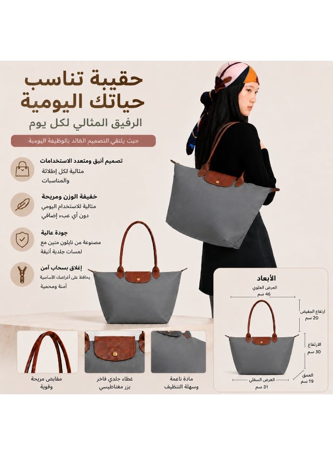 حقيبة توت كبيرة الحجم، نايلون باللون الرمادي الجرافيت مع جلد بني - Image 1