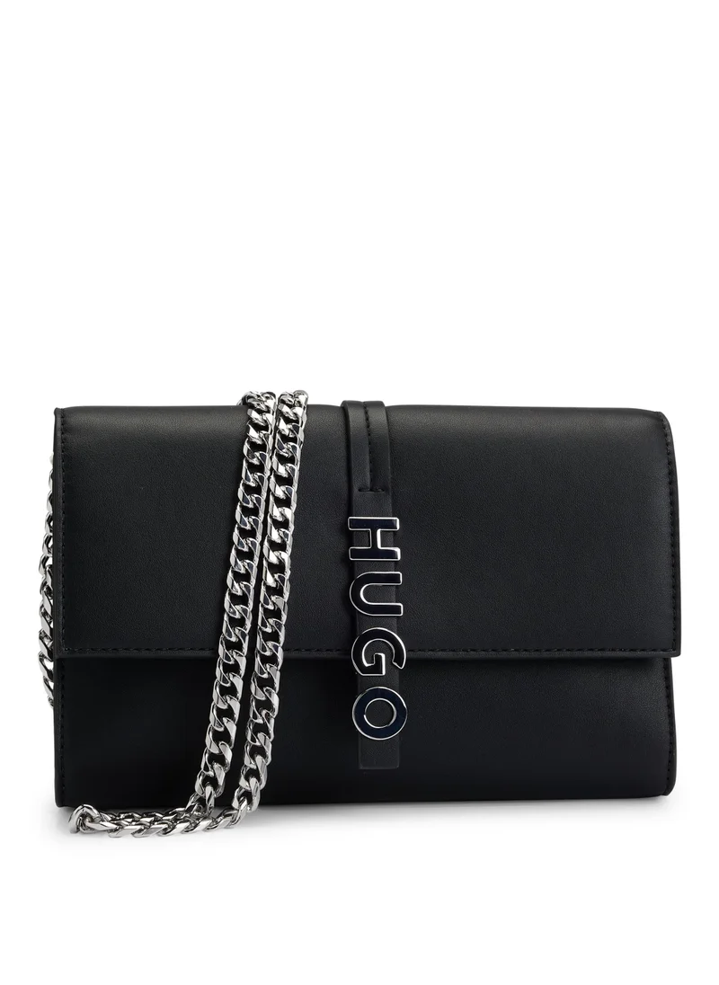 هوجو Faux-leather clutch bag with logo lettering