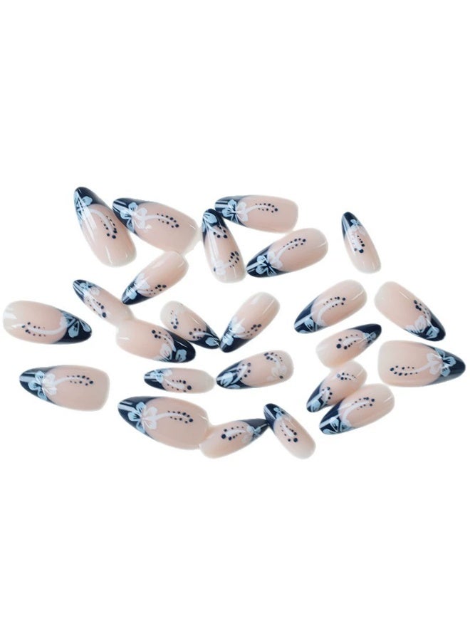 Goolsky أظافر لوزية قابلة للتثبيت من اللوز الفاخر مع حواف فرنسية زرقاء وزهور ه hibiscus البيضاء للانتعاش الراقي - Image 2