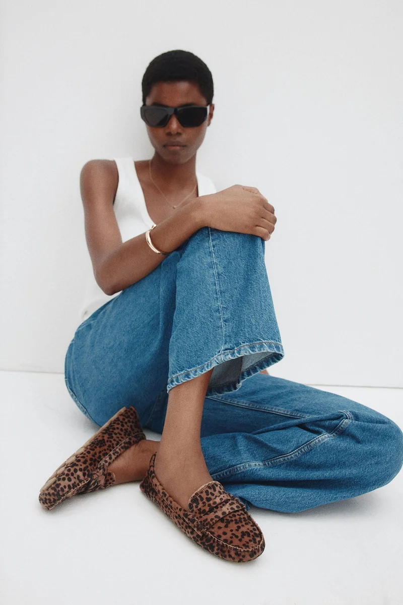 اتش اند ام أحذية لوفر